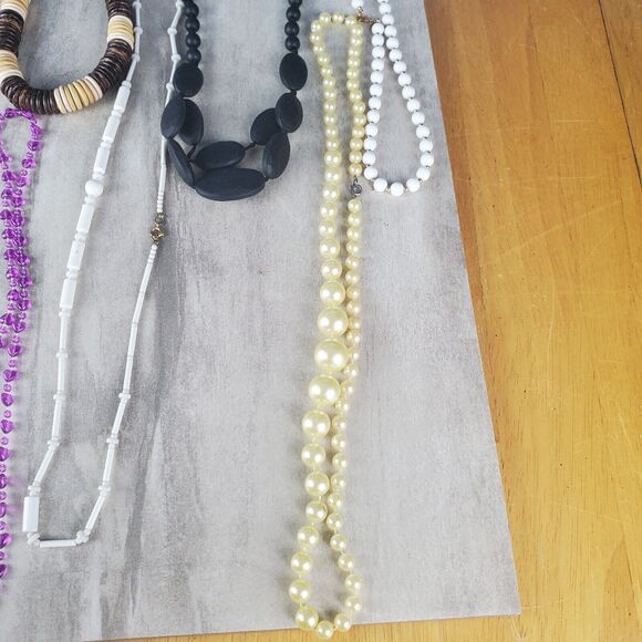 Necklaces Costume Fashion Lot Of 7 Includes 1 Monet - Picture 6 of 8